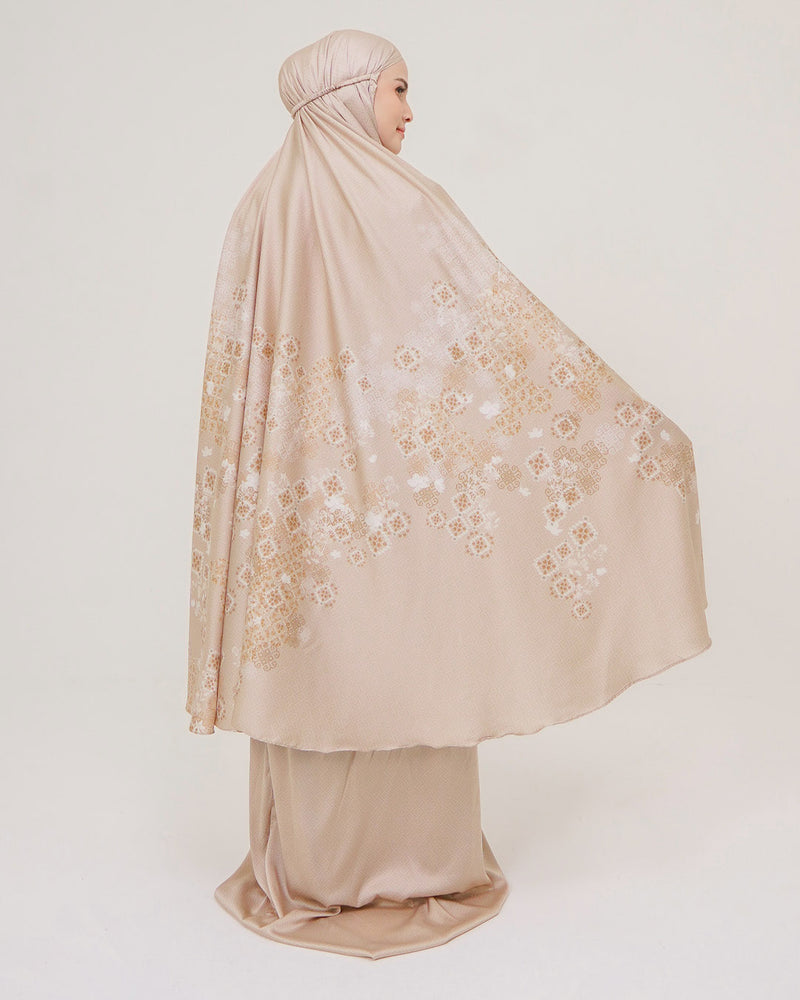 Airi Prayer Robe - Soft Brown