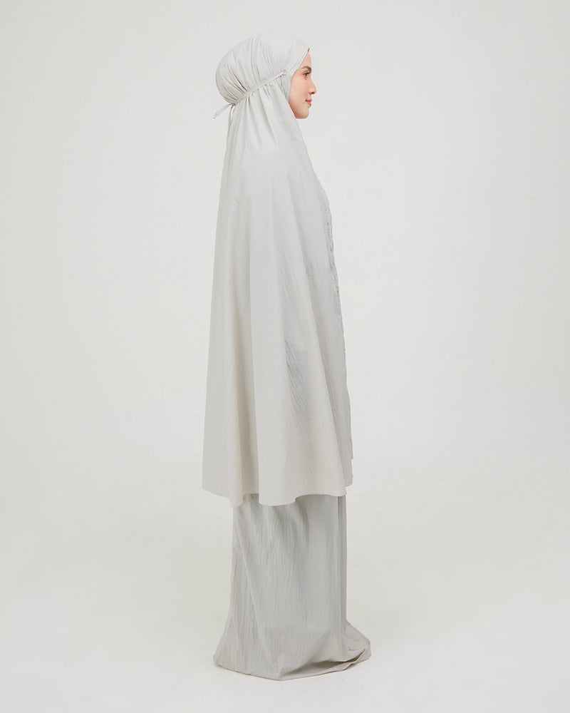 Qilla Travel Prayer Robe - Taupe