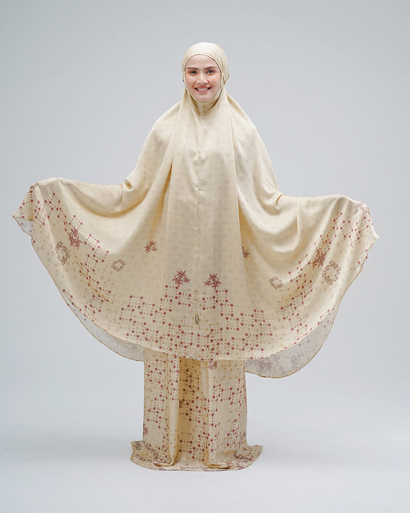 Gaenaree Prayer Robe - Butter Yellow