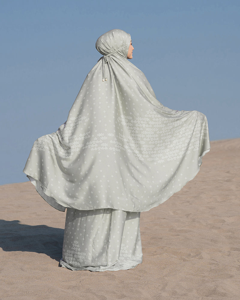 Aziera Prayer Robe - Taupe