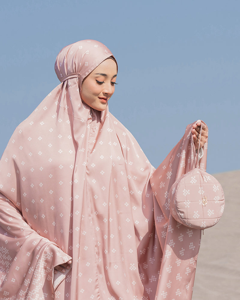 Aziera Prayer Robe - Peach