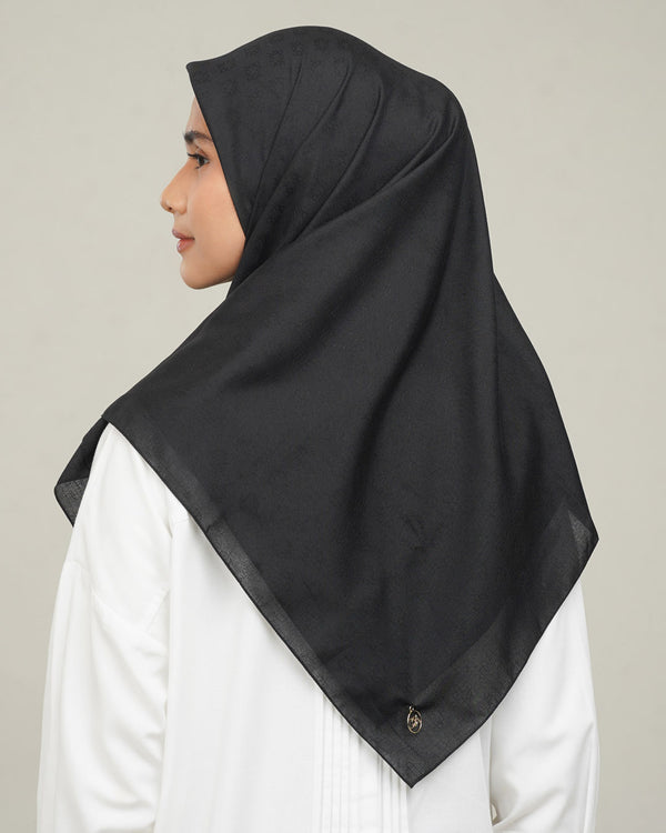 Elea Jacquard Scarf - Black