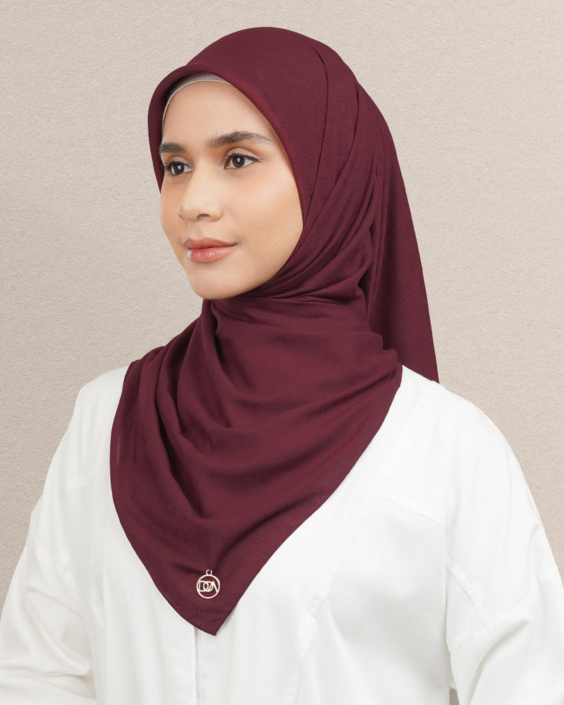 Elea Jacquard Scarf - Burgundy