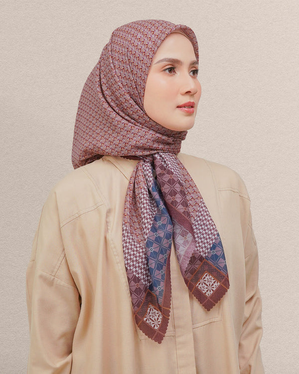 Eve Scarf - Maroon