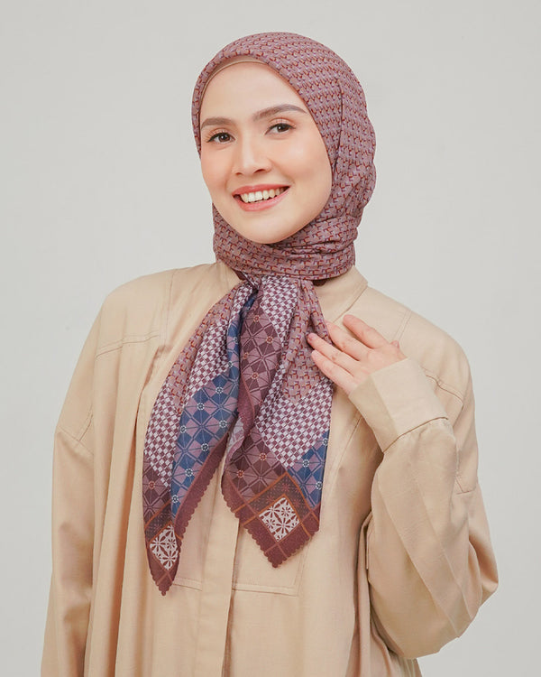 Eve Scarf - Maroon