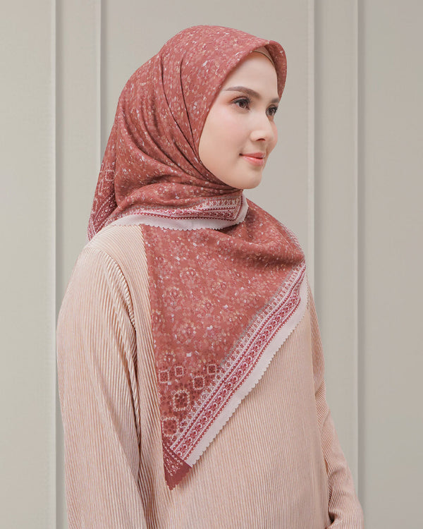 Humaira Scarf - Chopper