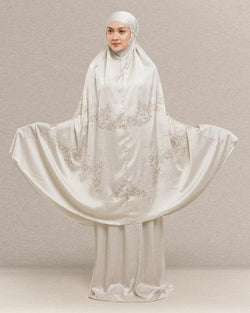 Puspa Prayer Robe - Oatmilk
