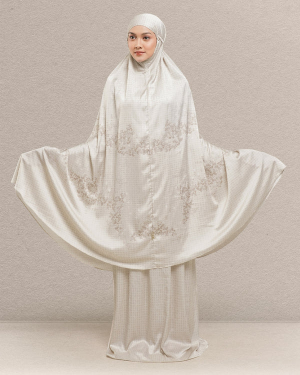 Puspa Prayer Robe - Oatmilk