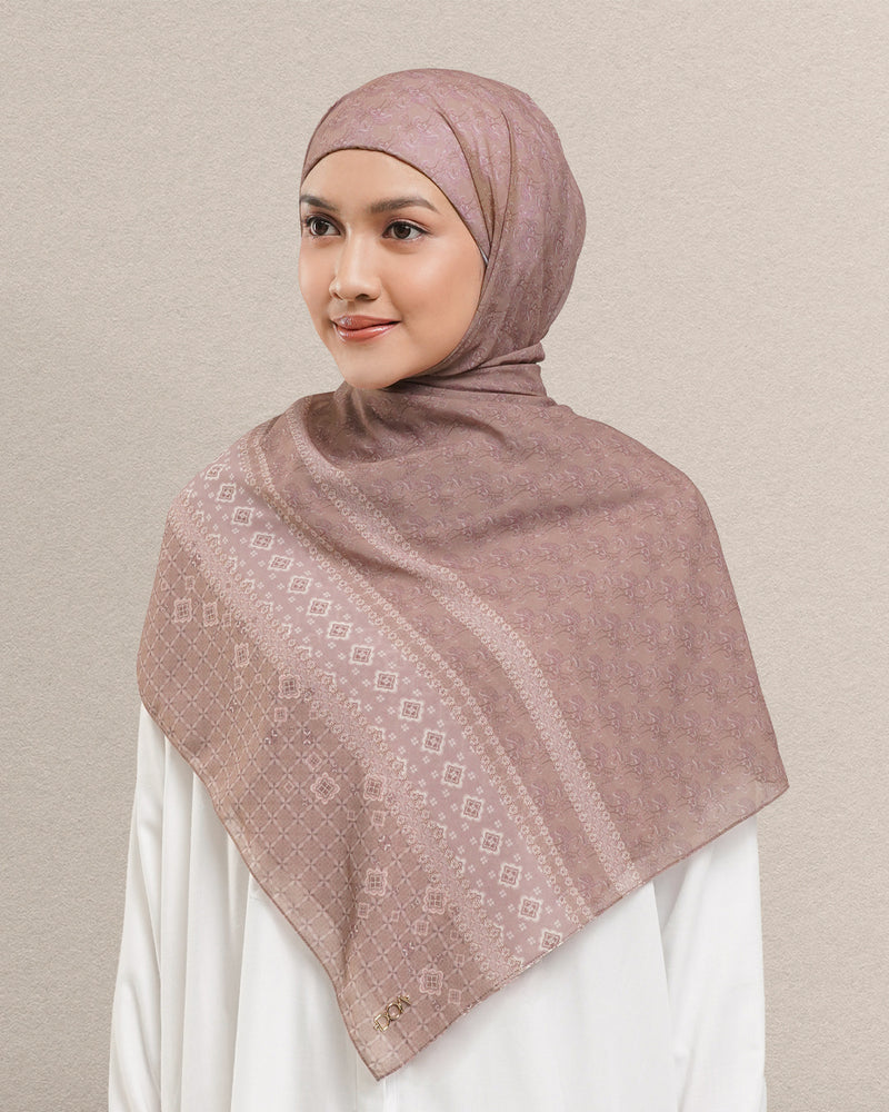Puspa Pashmina Instan - Light Chestnut
