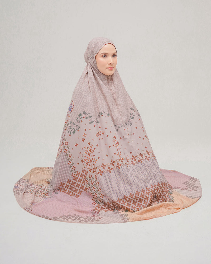 Zehra Travel Prayer Robe - Quick Sand