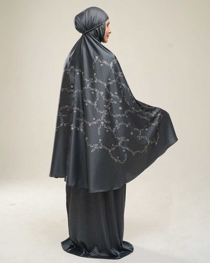Luna Prayer Robe - Navy