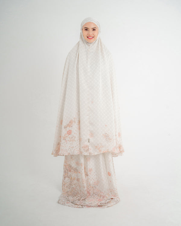 Nara Prayer Robe - Cozy White