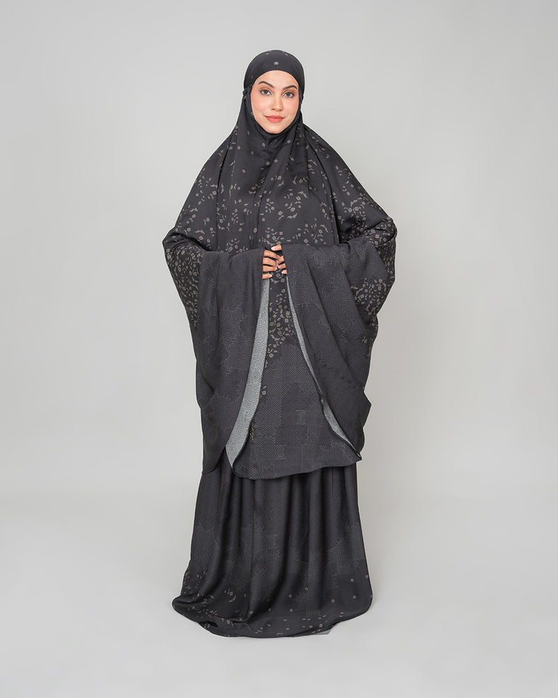 Fayla Prayer Robe - Midnight Black