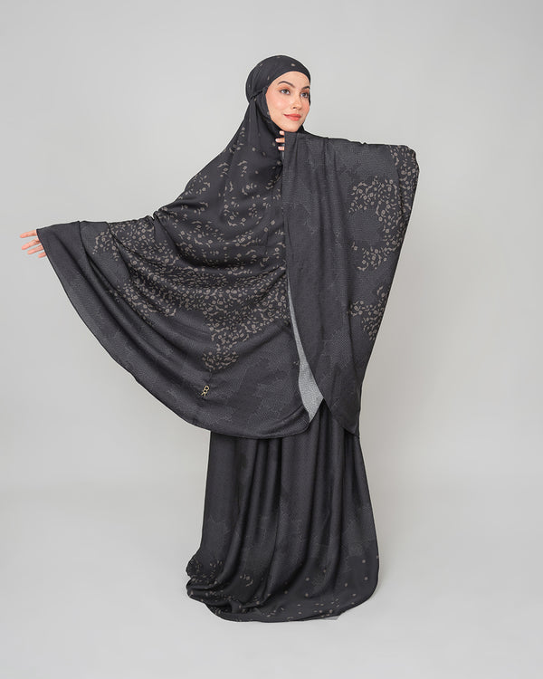 Fayla Prayer Robe - Midnight Black