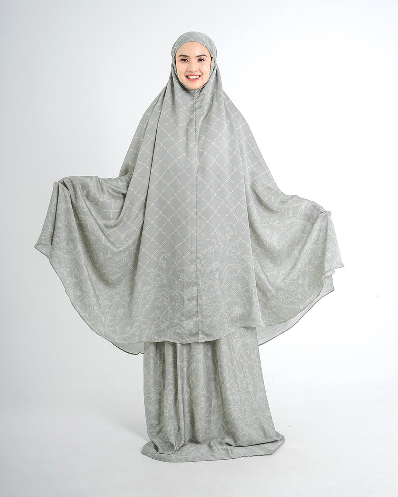 Gauri Prayer Robe - Palladian