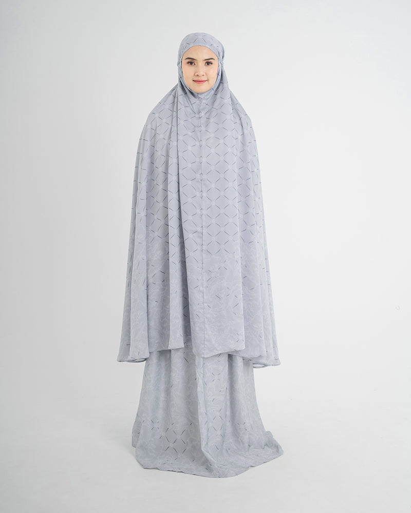 Gauri Prayer Robe - Moonlight snow