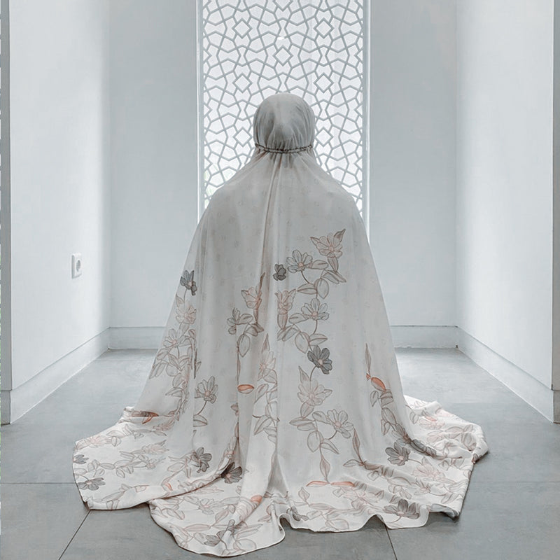 Signature Prayer Robe - Broken White